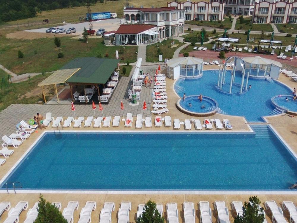 Апартаментен Туристически Комплекс Аква Терми Krasnovo Exterior foto